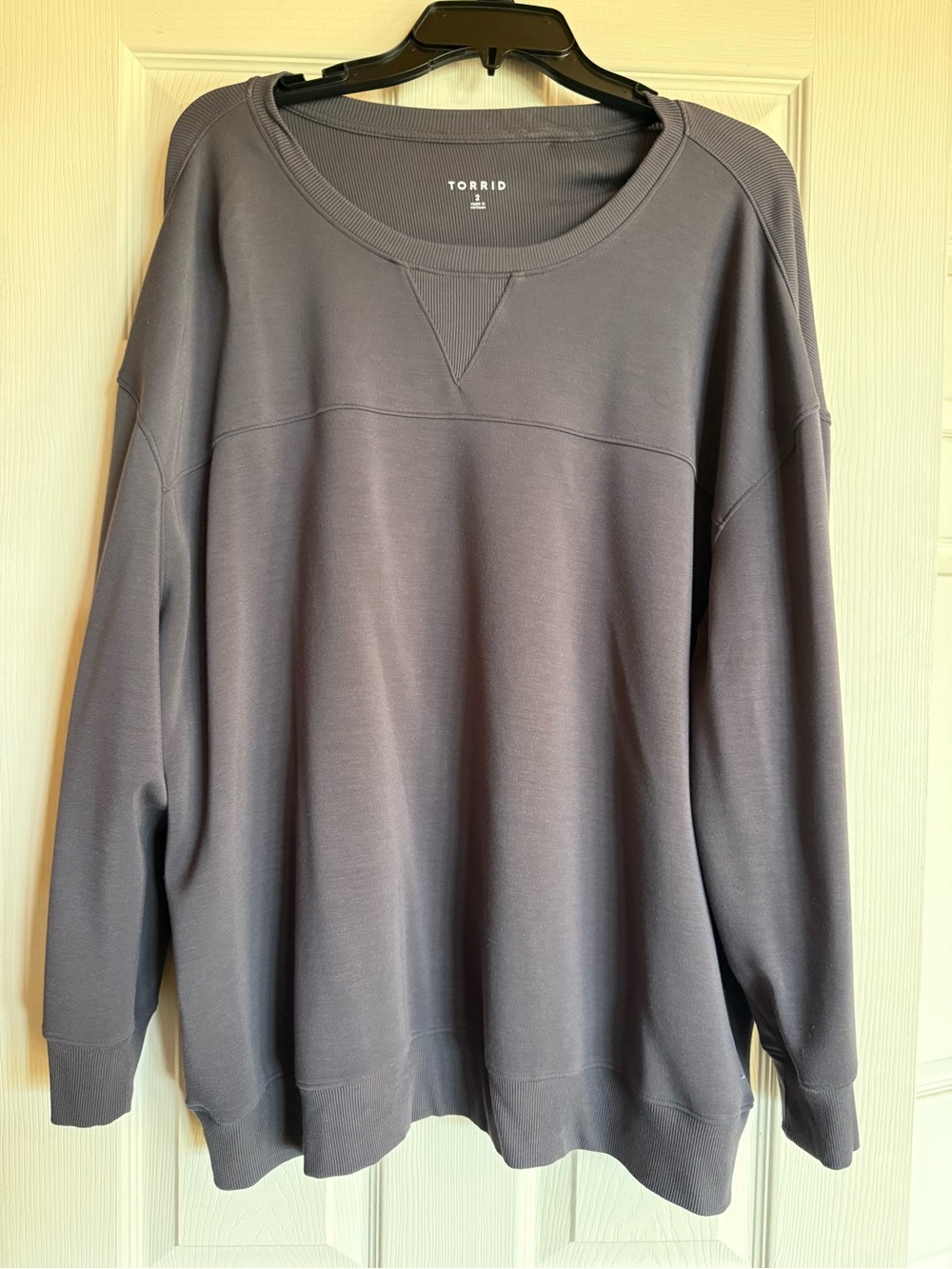 Torrid women’s Relaxed Crewneck Sweatshirt in Slate Gray